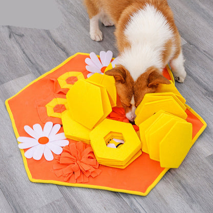 Pet Bee Sniffing Pad Dog Hide Food Training Supplies